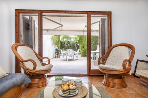 Casa adosada en venta en Begur, Gerona, España 3 dormitorios, No. 140838 - foto 1