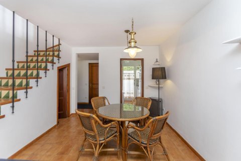 Casa adosada en venta en Begur, Gerona, España 3 dormitorios, No. 140838 - foto 13