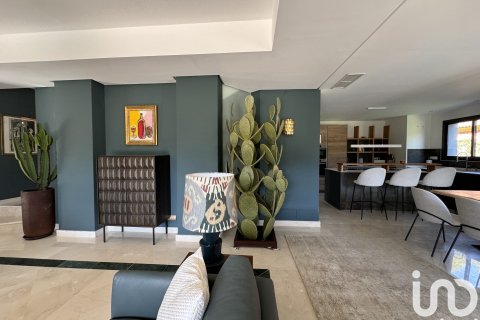 Продажа дома в Марбелья, Малага, Испания 4 спальни, 1356м2 №153368 - фото 7