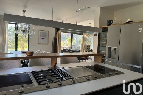 Продажа дома в Марбелья, Малага, Испания 4 спальни, 1356м2 №153368 - фото 8