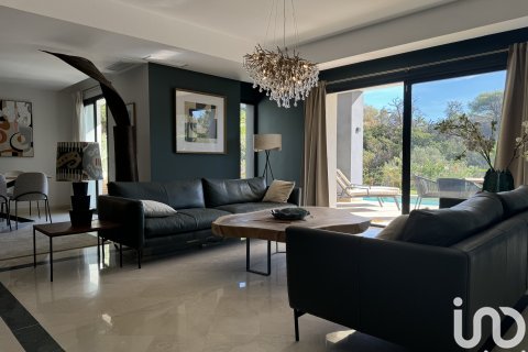 Продажа дома в Марбелья, Малага, Испания 4 спальни, 1356м2 №153368 - фото 3