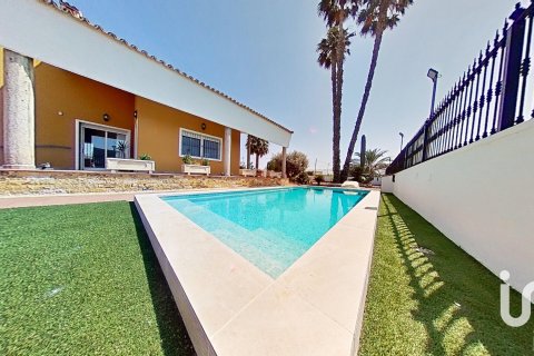 Сasa en venta en Orihuela, Alicante, España 5 dormitorios, 477 m2 No. 153370 - foto 2