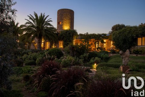 Продажа дома в Эс Карритксо, Майорка, Испания 3 спальни, 291м2 №153367 - фото 10