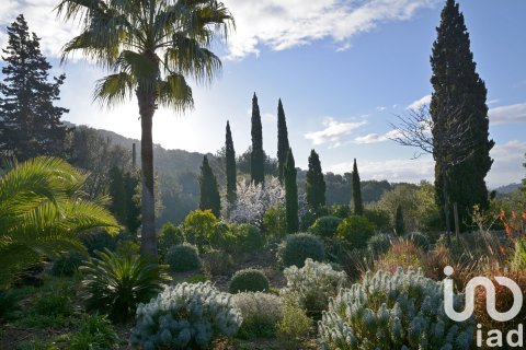 Продажа дома в Эс Карритксо, Майорка, Испания 3 спальни, 291м2 №153367 - фото 9