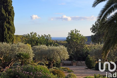 Продажа дома в Эс Карритксо, Майорка, Испания 3 спальни, 291м2 №153367 - фото 4