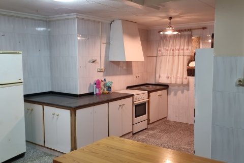Продажа дома в Кревилент, Аликанте, Испания 3 спальни, 3600м2 №153366 - фото 12