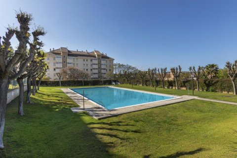 Dzīvoklis pārdošanā Sant Andreu de Llavaneres, Barcelona, Spānijā 6 istabas, Nr. 141077 - attēls 1