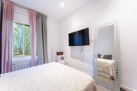 Huoneisto myytävänä Barcelona, Espanja, 4 makuuhuonetta, 95 m2 No. 141079 - kuva 15