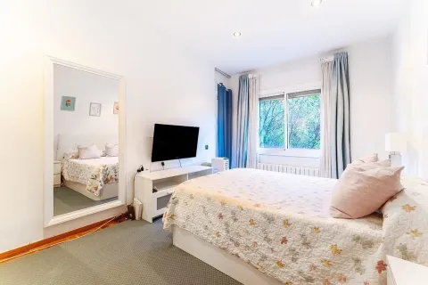 Huoneisto myytävänä Barcelona, Espanja, 4 makuuhuonetta, 95 m2 No. 141079 - kuva 6