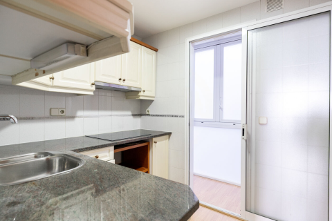 Huoneisto myytävänä Barcelona, Espanja, 2 makuuhuonetta, No. 141078 - kuva 10