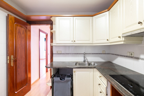 Huoneisto myytävänä Barcelona, Espanja, 2 makuuhuonetta, No. 141078 - kuva 12