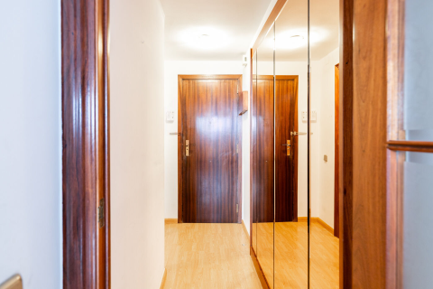 Huoneisto myytävänä Barcelona, Espanja, 2 makuuhuonetta, No. 141078 - kuva 17