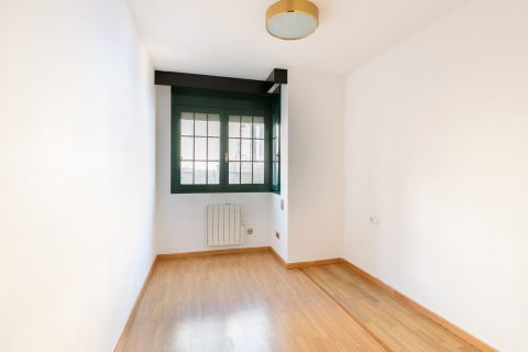 Huoneisto myytävänä Barcelona, Espanja, 2 makuuhuonetta, No. 141078 - kuva 6