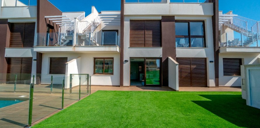 Apartment in San Pedro del Pinatar, Murcia, Spain 2 bedrooms, 116 sq.m. No. 145706