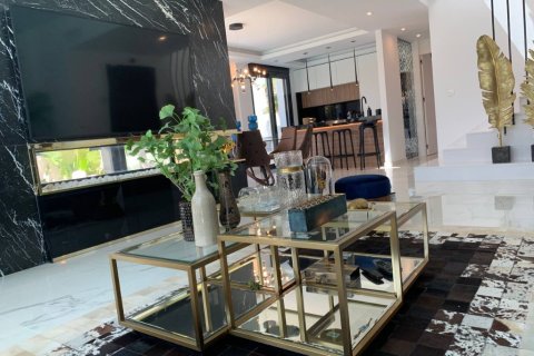 Villa à vendre à Torrevieja, Alicante, Espagne, 3 chambres, 172 m2 No. 145702 - photo 8