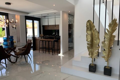 Villa à vendre à Torrevieja, Alicante, Espagne, 3 chambres, 172 m2 No. 145702 - photo 7