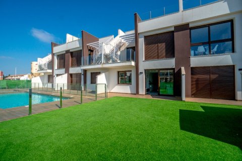 Huoneisto myytävänä San Pedro del Pinatar, Murcia, Espanja, 2 makuuhuonetta, 99 m2 No. 145705 - kuva 1