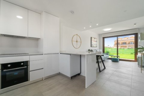 Huoneisto myytävänä San Pedro del Pinatar, Murcia, Espanja, 2 makuuhuonetta, 99 m2 No. 145705 - kuva 4