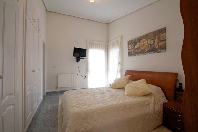 Villa en Torrevieja, Alicante, España 5 dormitorios, 490 m2 No. 80159
