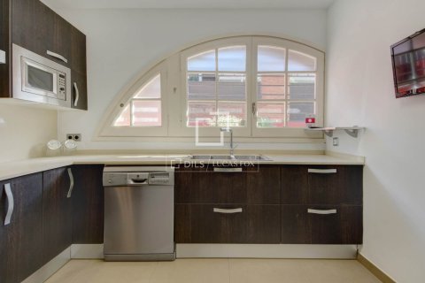 Villa in affitto a Esplugues de Llobregat, Barcelona, Spagna 4 camere da letto, 200 mq. N° 161475 - foto 16