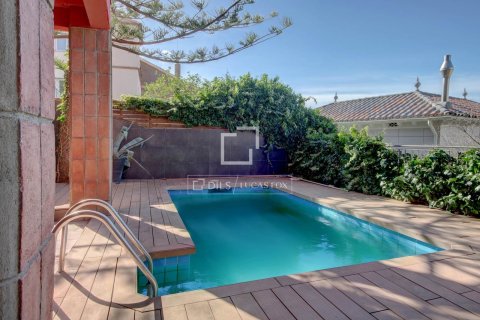 Villa in affitto a Esplugues de Llobregat, Barcelona, Spagna 4 camere da letto, 200 mq. N° 161475 - foto 2