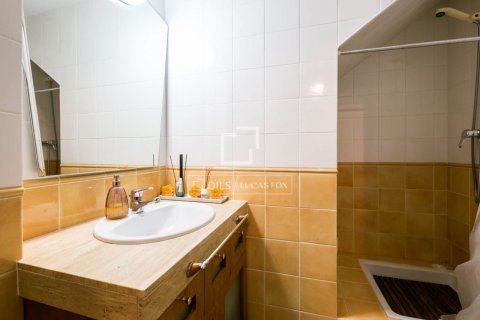 Villa for rent in Castelldefels, Barcelona, Spain 5 bedrooms, 302 sq.m. No. 161474 - photo 17