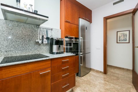 Villa for rent in Castelldefels, Barcelona, Spain 5 bedrooms, 302 sq.m. No. 161474 - photo 22