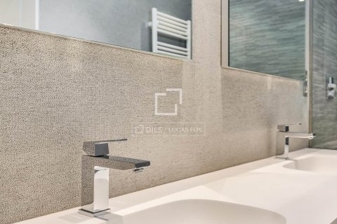 Wohnung zur Miete in Barcelona, Spanien 4 Schlafzimmer, 230 m2 Nr. 161472 - Foto 24