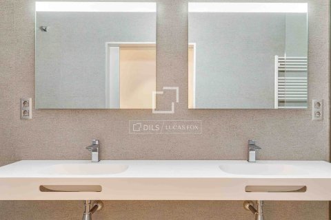 Wohnung zur Miete in Barcelona, Spanien 4 Schlafzimmer, 230 m2 Nr. 161472 - Foto 21
