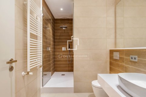 Wohnung zur Miete in Barcelona, Spanien 4 Schlafzimmer, 230 m2 Nr. 161472 - Foto 25