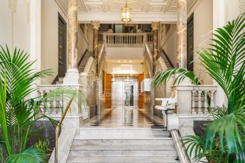 Wohnung zur Miete in Barcelona, Spanien 4 Schlafzimmer, 230 m2 Nr. 161472 - Foto 23