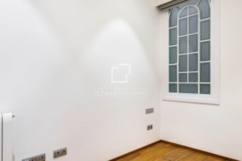 Wohnung zur Miete in Barcelona, Spanien 4 Schlafzimmer, 230 m2 Nr. 161472 - Foto 15