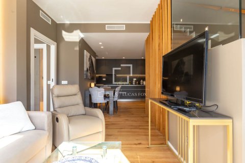 Villa for rent in Esplugues de Llobregat, Barcelona, Spain 3 bedrooms, 240 sq.m. No. 161473 - photo 29