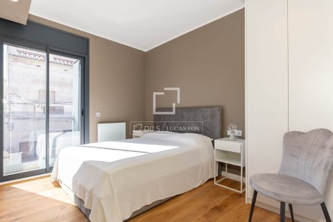 Villa for rent in Esplugues de Llobregat, Barcelona, Spain 3 bedrooms, 240 sq.m. No. 161473 - photo 30