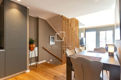 Villa for rent in Esplugues de Llobregat, Barcelona, Spain 3 bedrooms, 240 sq.m. No. 161473 - photo 26