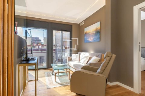 Villa for rent in Esplugues de Llobregat, Barcelona, Spain 3 bedrooms, 240 sq.m. No. 161473 - photo 19