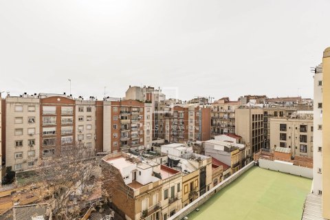 Apartment à vendre à Barcelona, Espagne, 4 chambres, 70 m2 No. 161469 - photo 18