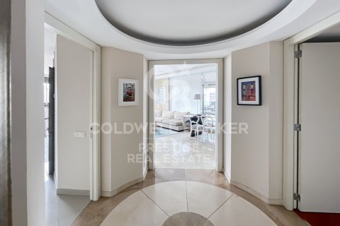 Huoneisto myytävänä Barcelona, Espanja, 3 makuuhuonetta, 145 m2 No. 160047 - kuva 8