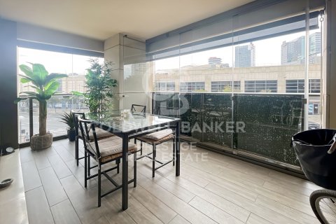 Huoneisto myytävänä Barcelona, Espanja, 3 makuuhuonetta, 145 m2 No. 160047 - kuva 4