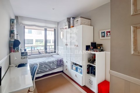 Huoneisto myytävänä Barcelona, Espanja, 3 makuuhuonetta, 145 m2 No. 160047 - kuva 12