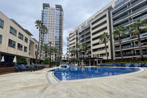 Huoneisto myytävänä Barcelona, Espanja, 3 makuuhuonetta, 145 m2 No. 160047 - kuva 17
