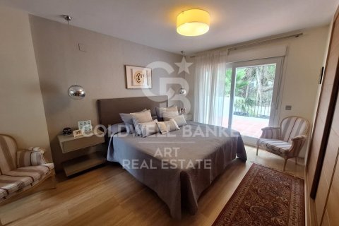 Casa in vendita a Marbella, Malaga, Spagna 4 camere da letto, 140 mq. N° 160048 - foto 9