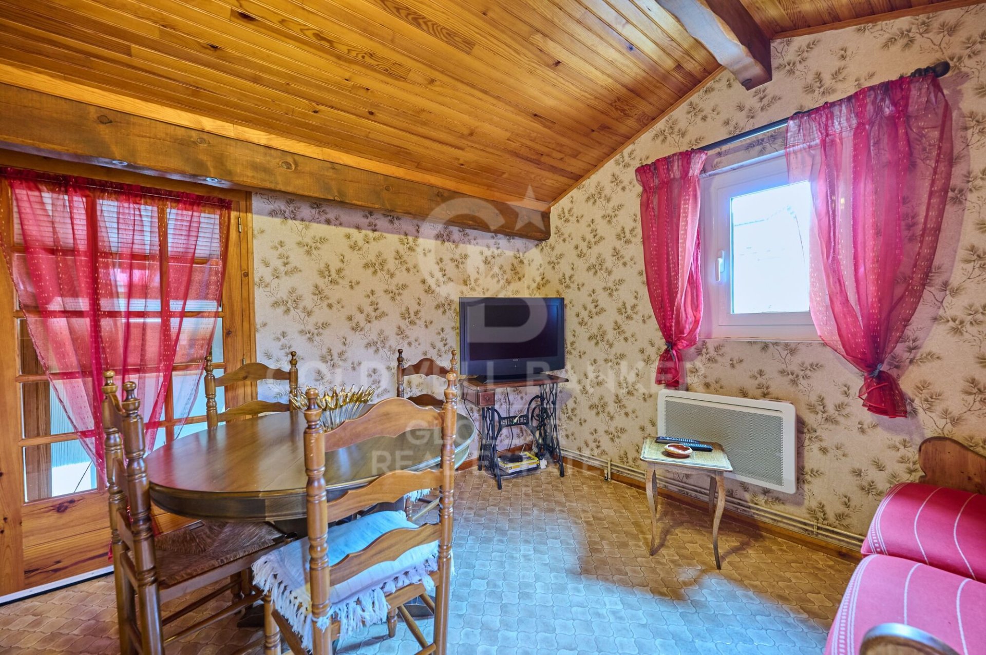 Дом в Испании 8 спален, 240м2 №160045