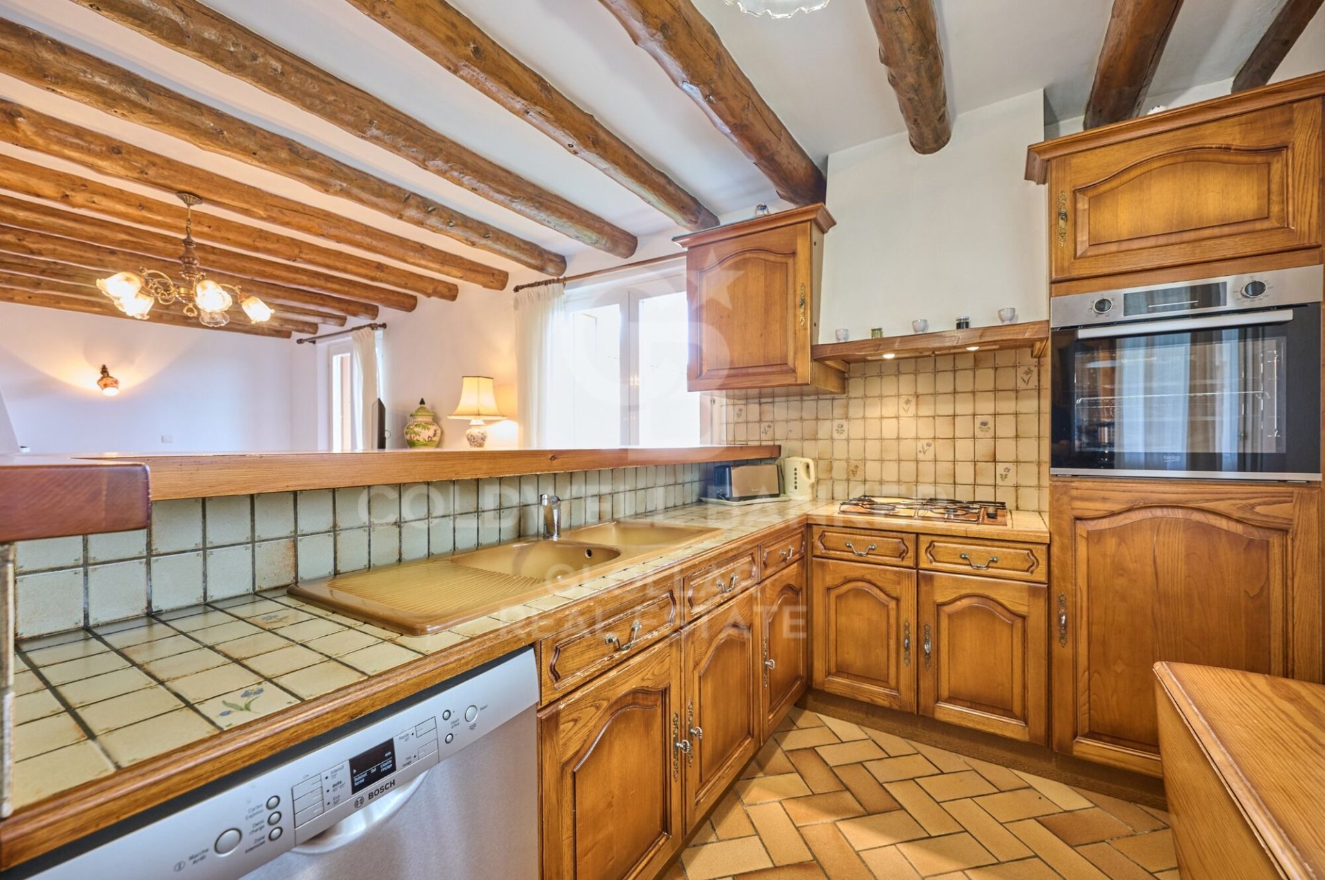 Дом в Испании 8 спален, 240м2 №160045
