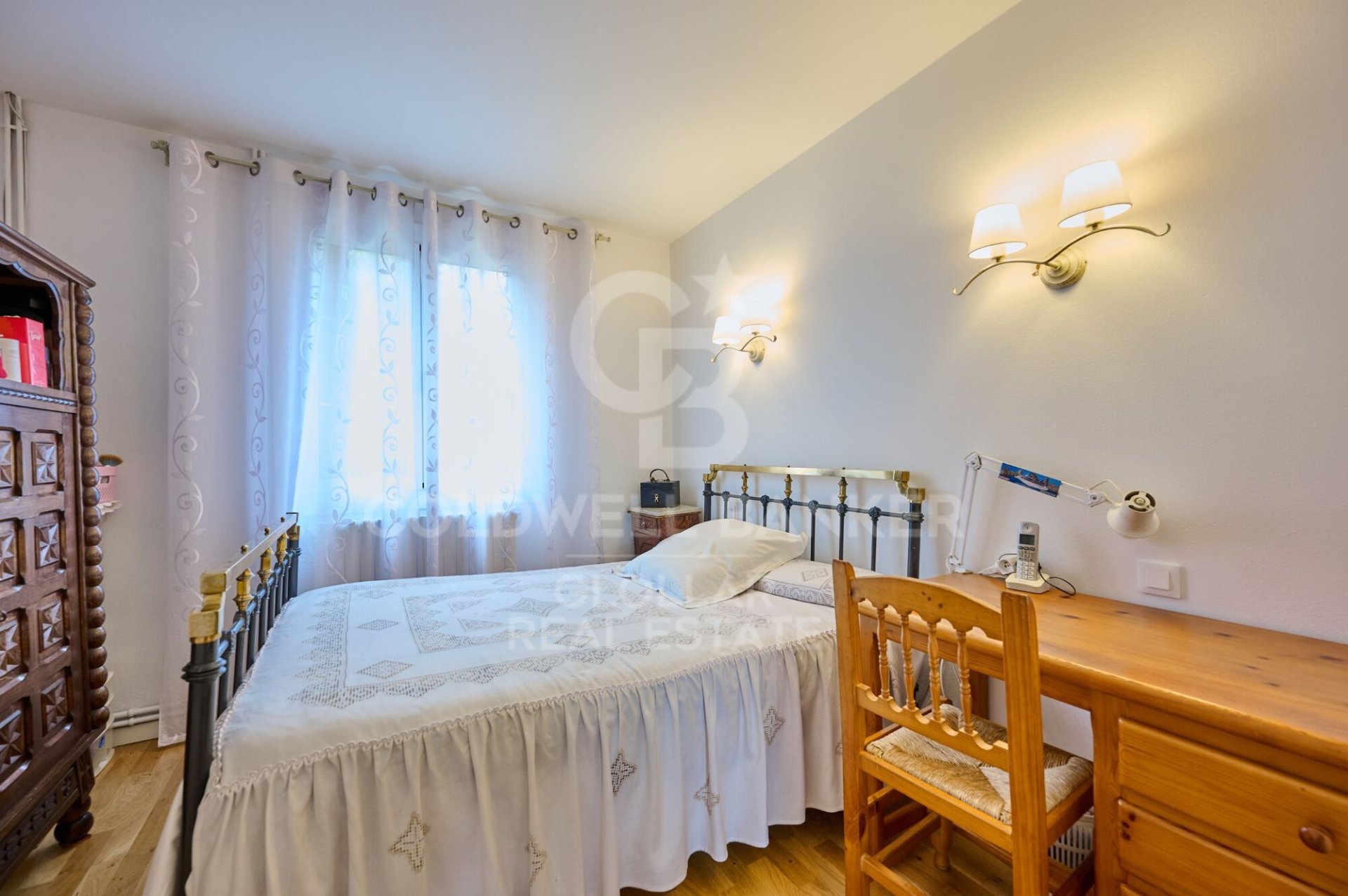 Дом в Испании 8 спален, 240м2 №160045