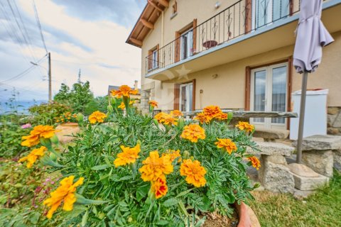 House for sale in Spain 8 bedrooms, 240 sq.m. No. 160045 - photo 2