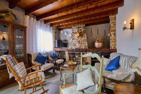 House for sale in Spain 8 bedrooms, 240 sq.m. No. 160045 - photo 15