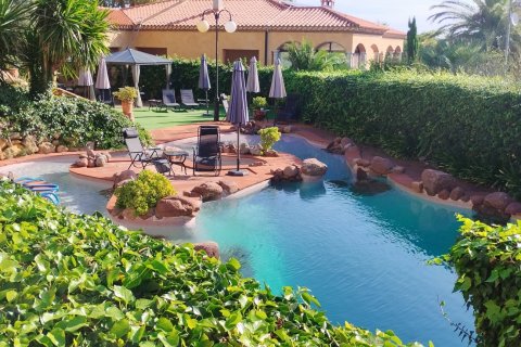 Dom w Altafulla, Tarragona, Hiszpania 8 sypialni, 734 mkw. nr 152333 – zdjęcie 25