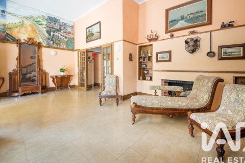 Dom w Altafulla, Tarragona, Hiszpania 8 sypialni, 734 mkw. nr 152333 – zdjęcie 4