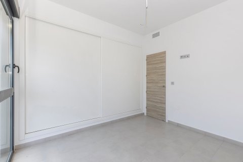 Villa en venta en Alicante, España 3 dormitorios, 140 m2 No. 152192 - foto 15